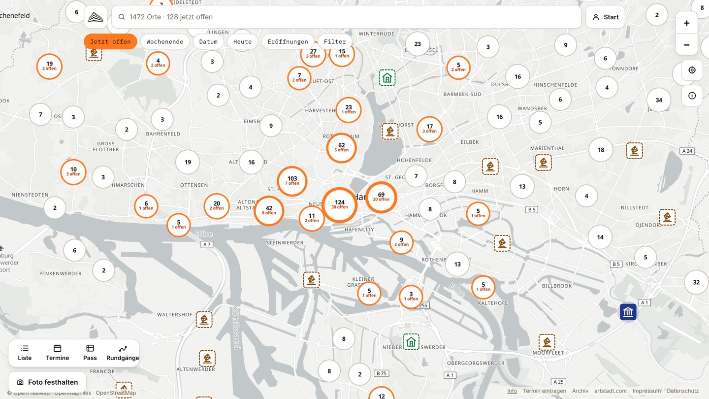 The ARTSTADT map: a map of Hamburg where orange circles show the number of art venues per district, with filters for "open now", weekend and openings on top.