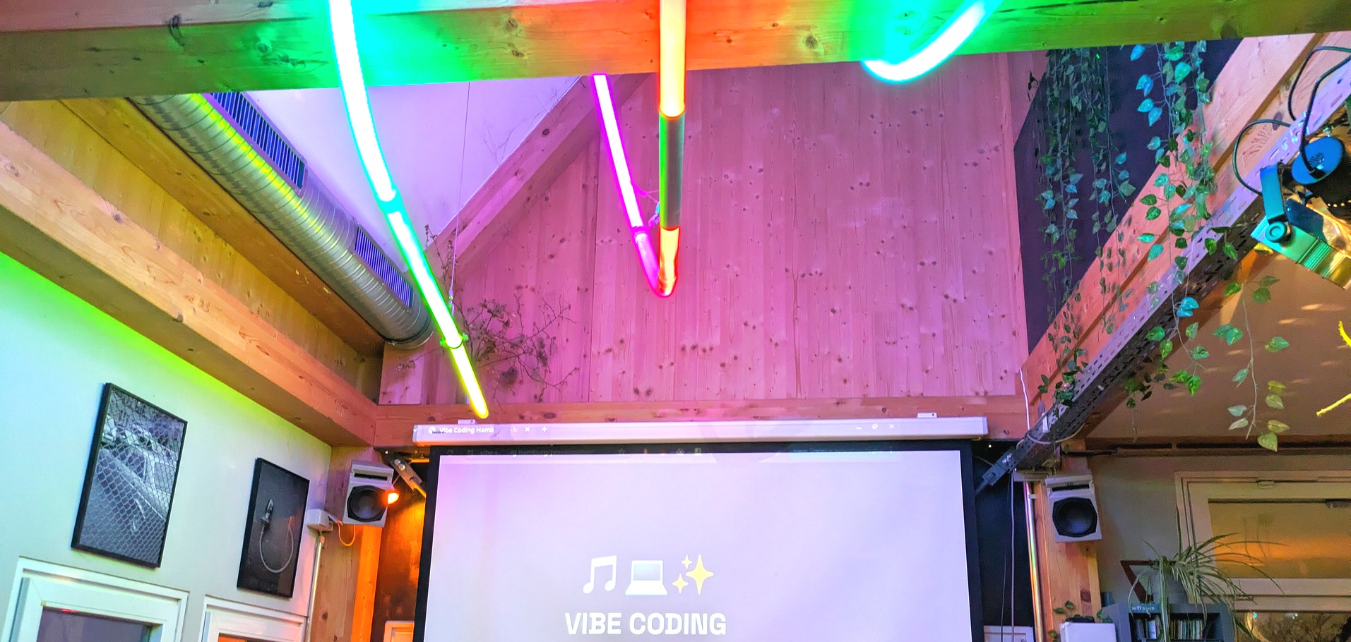 Vibe Coding Hamburg — Neon-Venue